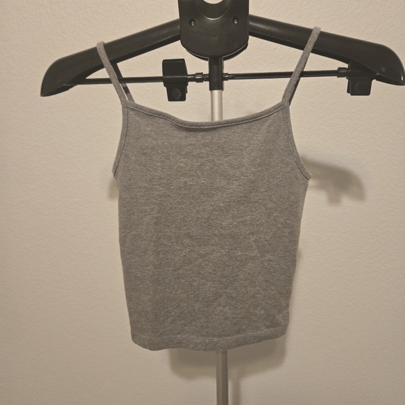 NWOT xhilaration Women's spaghetti strap t shirt size XS cropped - Picture 2 of 2